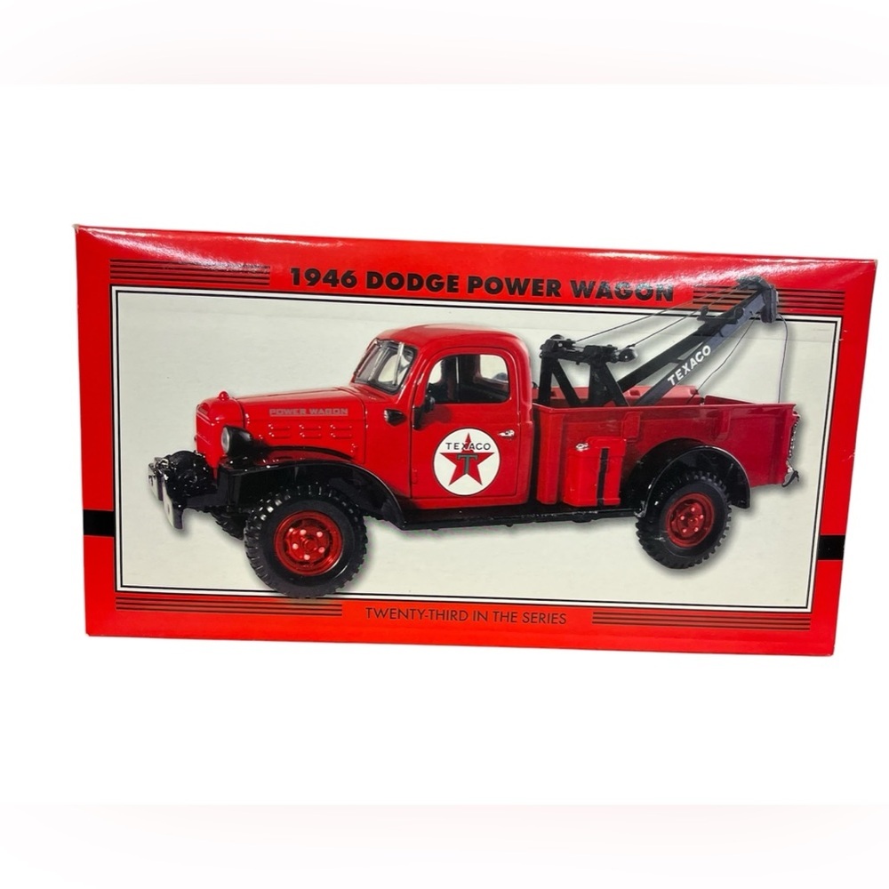 Ertl Texaco 1946 Dodge Power Wagon Collectible